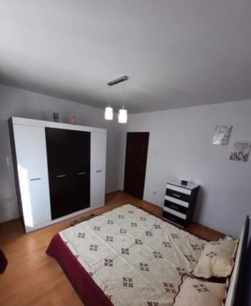 Închiriez apartament 2 camere ULTRACENTRAL - 350 Euro