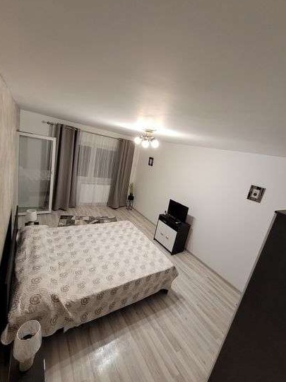 Închiriez apartament 2camere