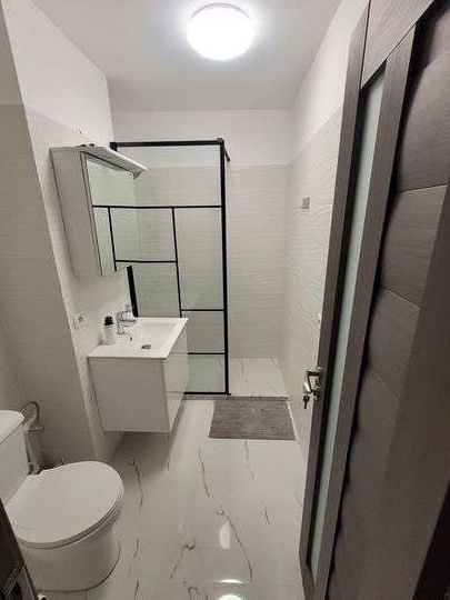 Închiriez apartament 2camere