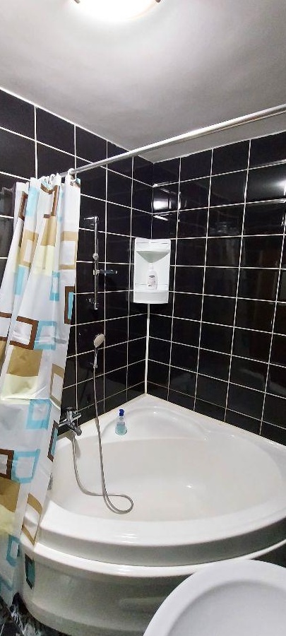 Închiriez Apartament 2camere transformat din 3camere