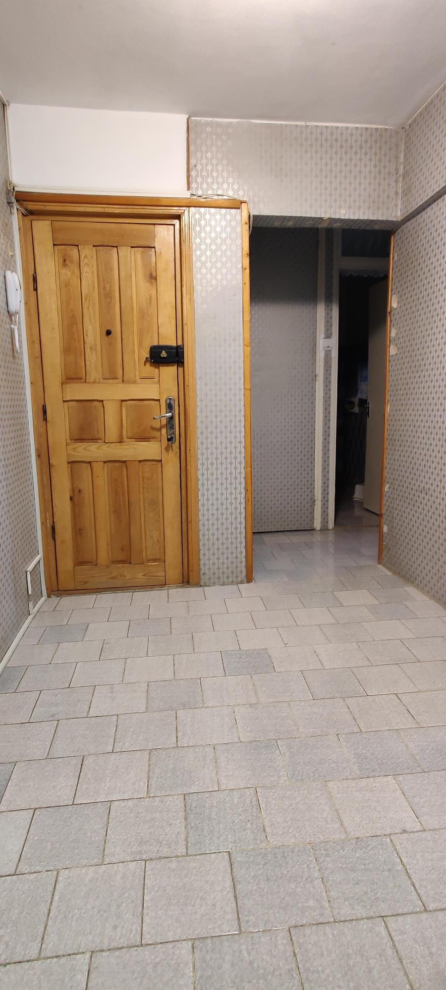 Inchiriez apartament 3 camere, 70 mp langa Policlinica Rahova