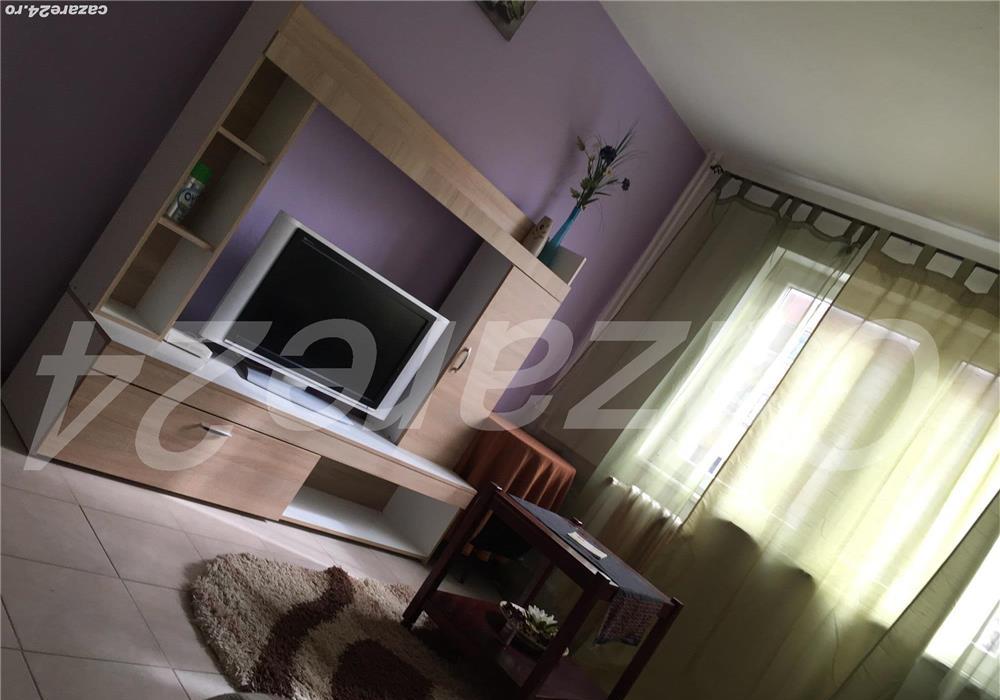 Închiriez apartament 3 camere ,Aurel Vlaicu