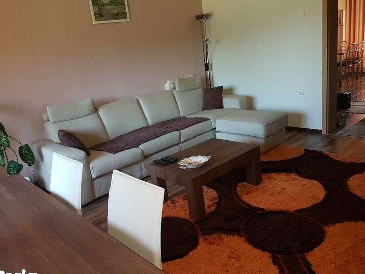 Inchiriez apartament 3 camere Dedeman Lipovei