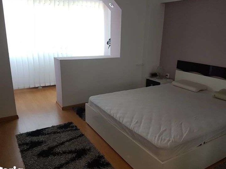 Inchiriez apartament 3 camere Dedeman Lipovei