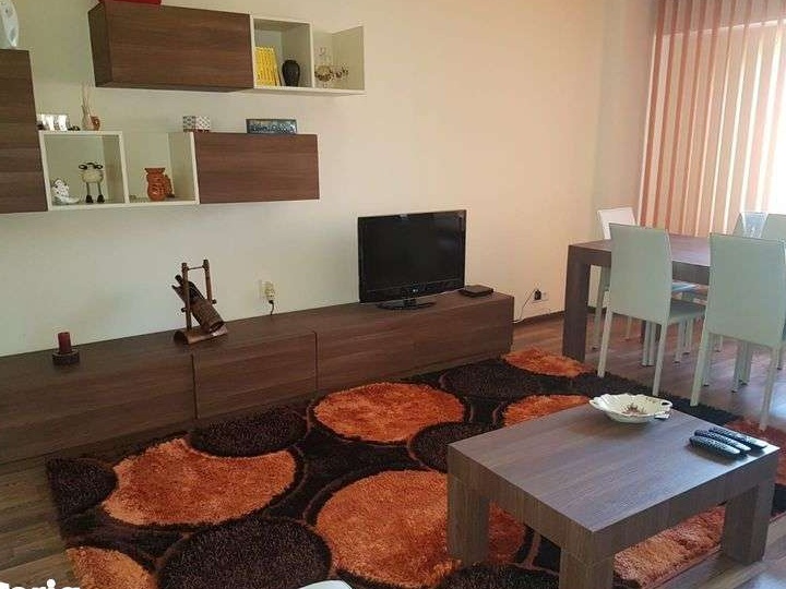Inchiriez apartament 3 camere Dedeman Lipovei