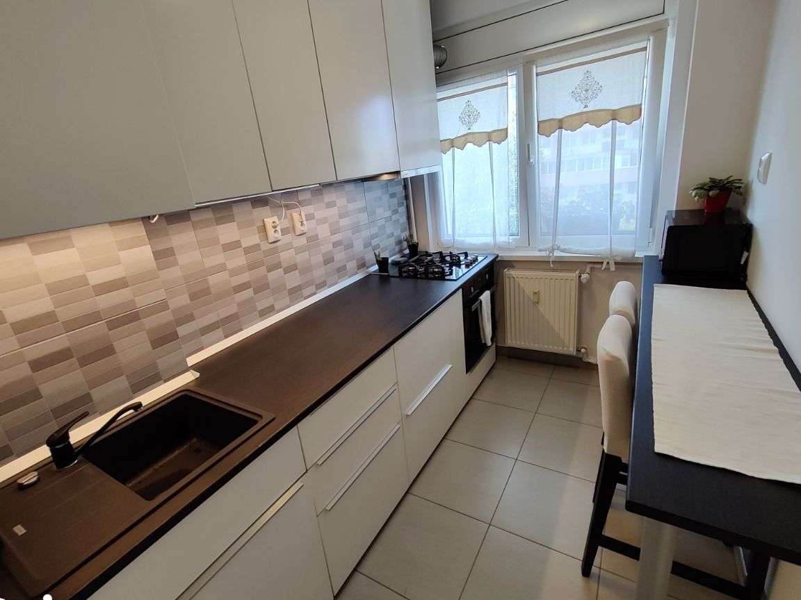 Inchiriez apartament 3 camere Titan-Muncii, proprietar, exclus agentii