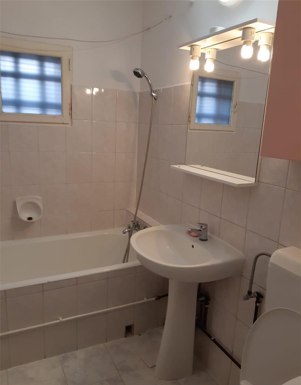 inchiriez apartament Aradului 26 mp