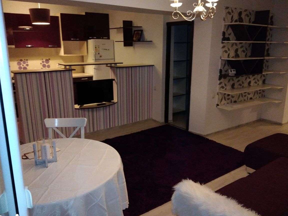 Închiriez apartament cu 2 camere, 64 mp, bloc nou