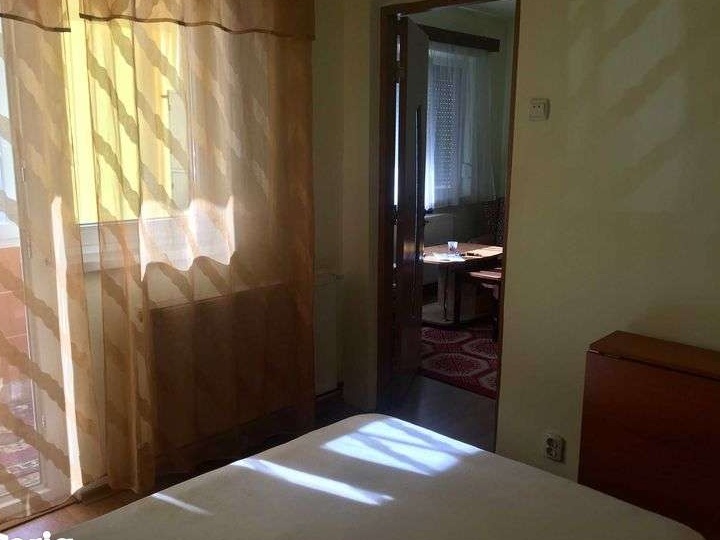 Inchiriez apartament cu 2 camere, central, Lugoj