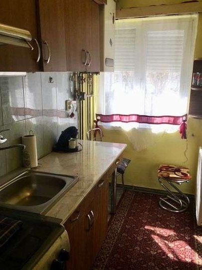 Inchiriez apartament cu 2 camere, central, Lugoj