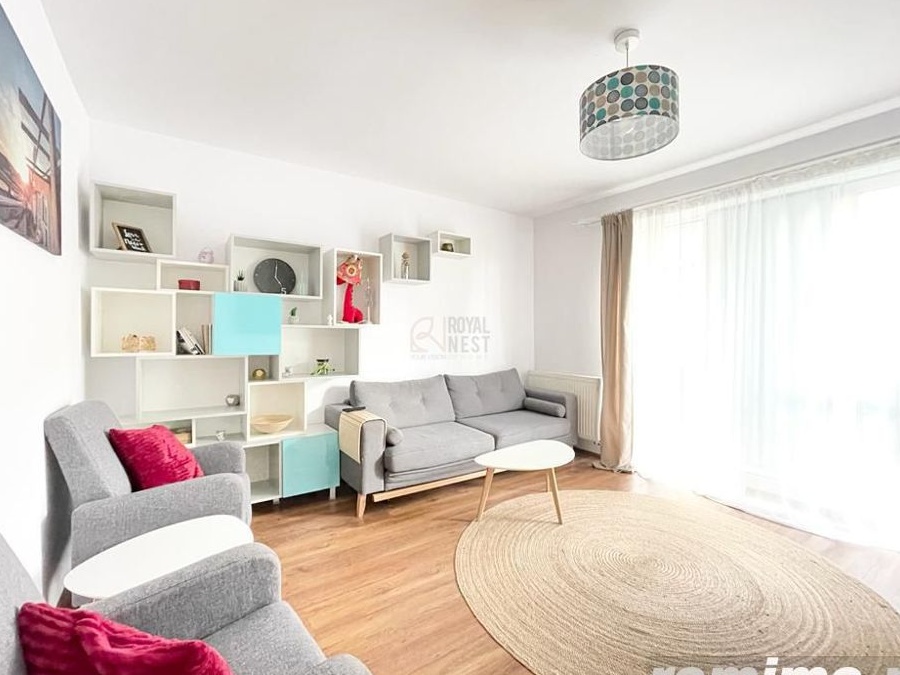 Inchiriez apartament cu 2 camere si gradina in Avantgarden3