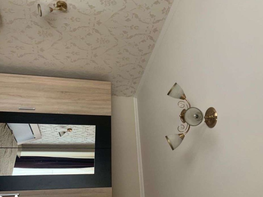 Inchiriez apartament cu 2 camere zona sagului