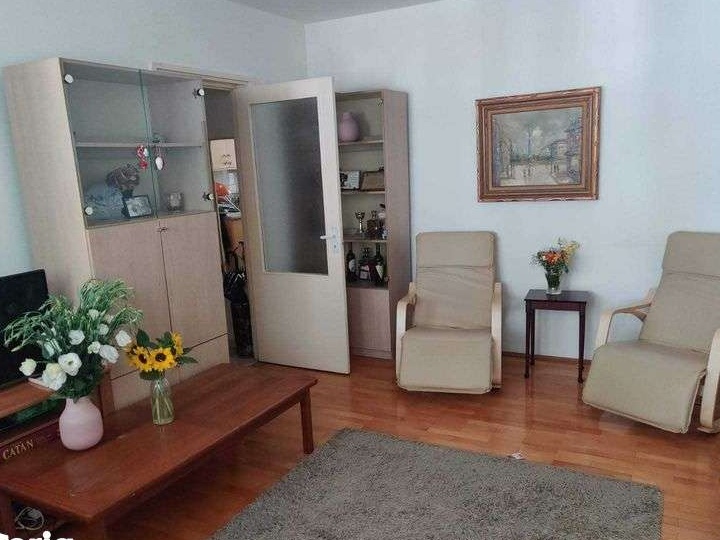 Închiriez apartament cu 3 camere (Afi Cotroceni)