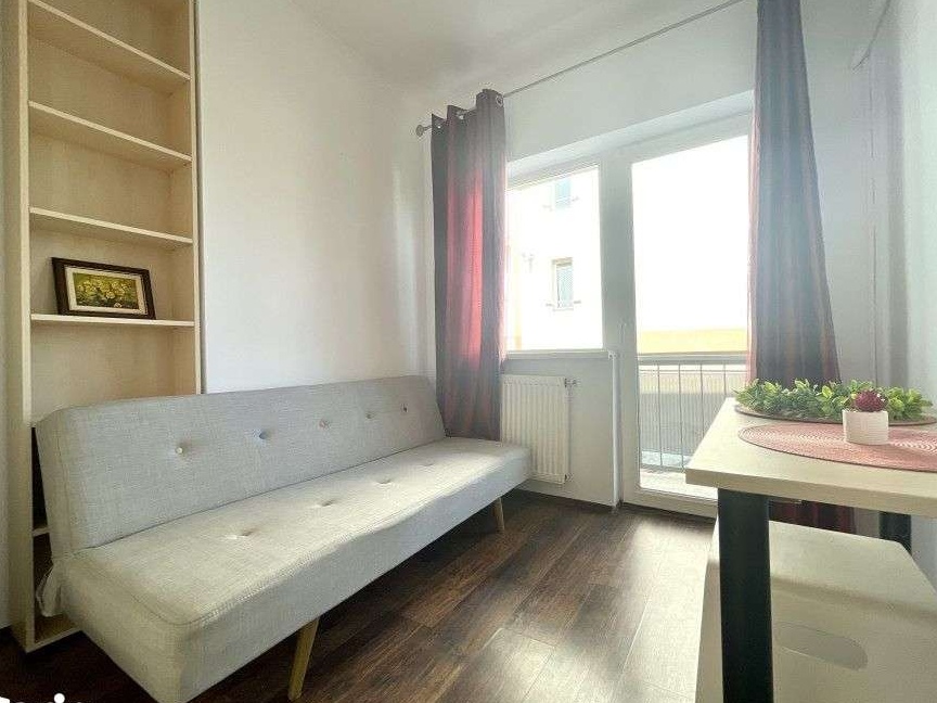 Inchiriez Apartament Cu 3 Camere,  Aleea Balea, Ideal Pentru Studenti
