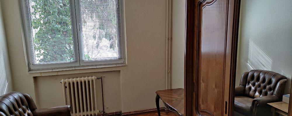 Inchiriez apartament cu 3 camere in Aleea Cornisa Tg. Mures