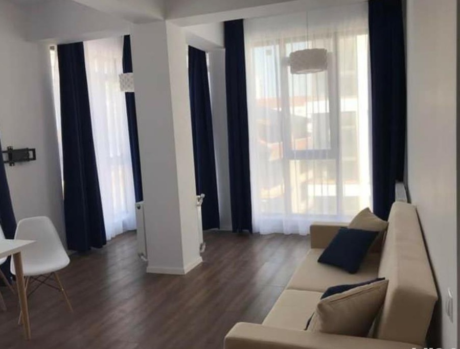 Inchiriez apartament cu 3 camere in Sibiu,zona Doamna Stanca.