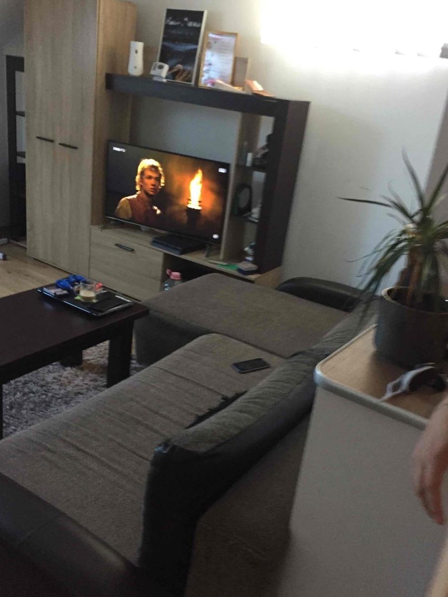 inchiriez apartament cu doua camere
