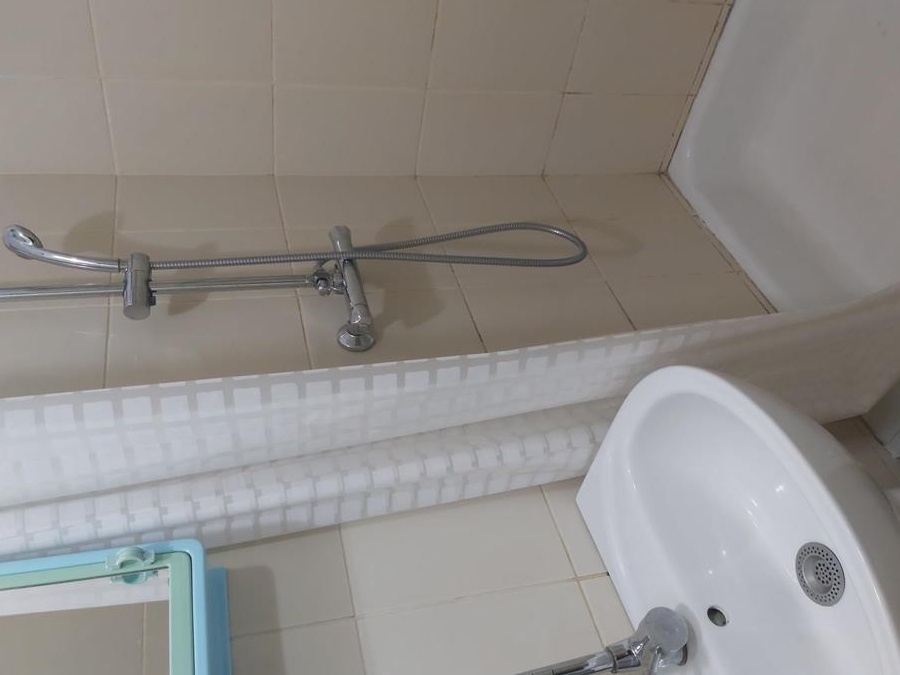 închiriez apartament cu o cameră Piața Unirii