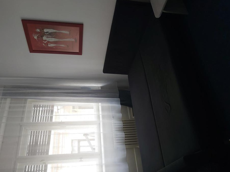 închiriez apartament cu o cameră Piața Unirii