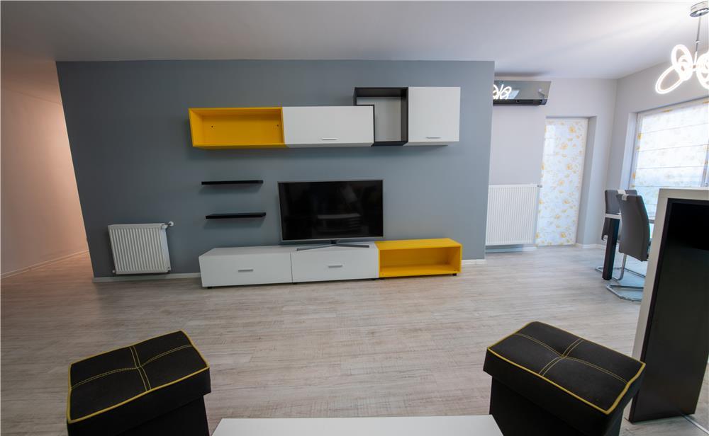 Inchiriez apartament de lux ultracentral, Arad Plaza, 2 camere