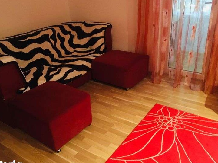 Inchiriez apartament doua camere decomandate