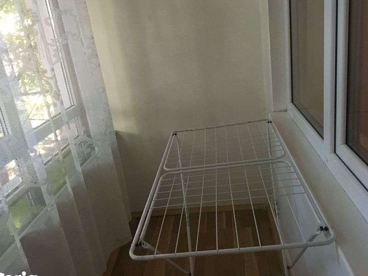 Inchiriez apartament doua camere decomandate