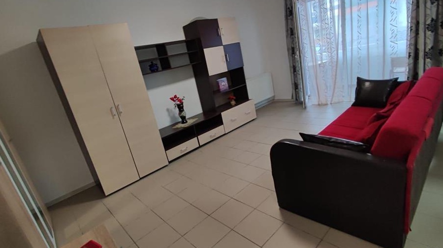 Închiriez apartament Florești pe Sesul de sus zona Terra