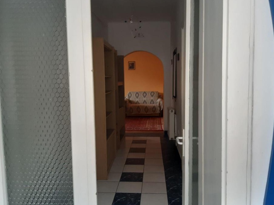 ÎNCHIRIEZ APARTAMENT LA CASA, 3 CAMERE , PARTER.