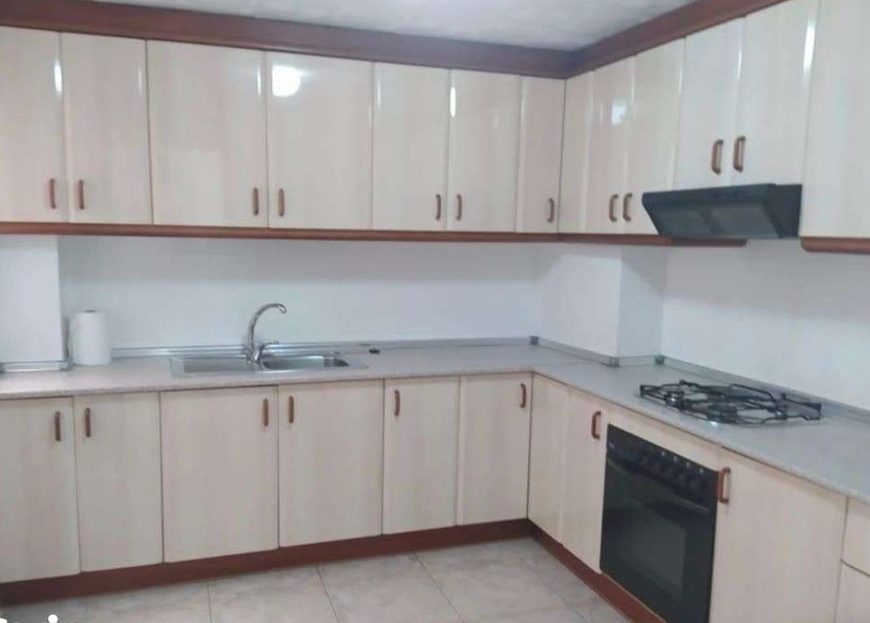Inchiriez apartament mobilat si utilat, 2 camere