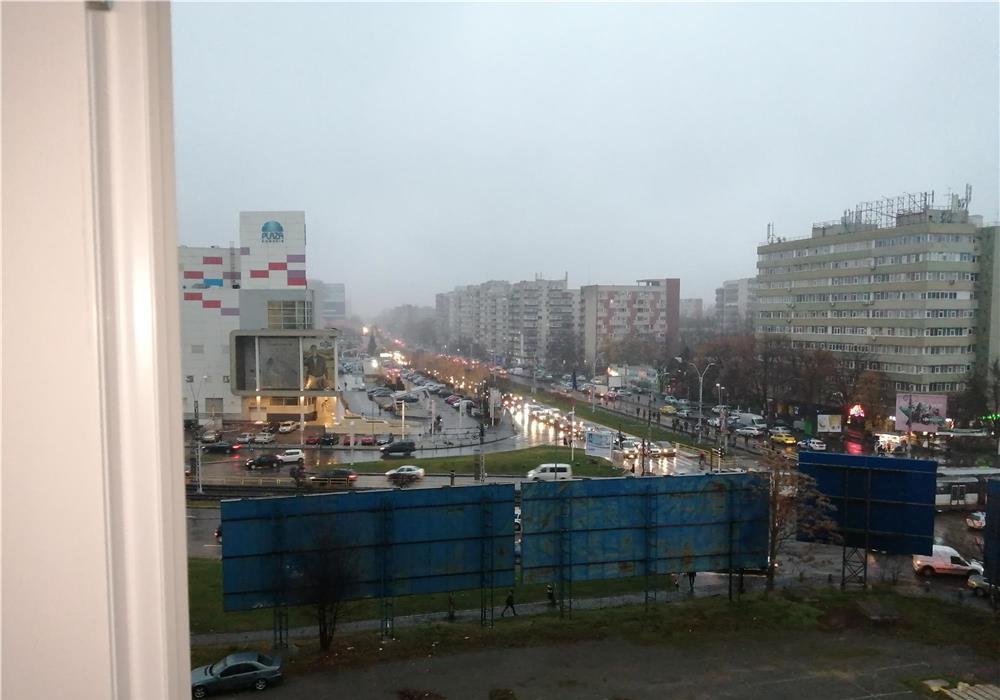Închiriez apartament nou Gran Via Lujerului cu loc de parcare subteran
