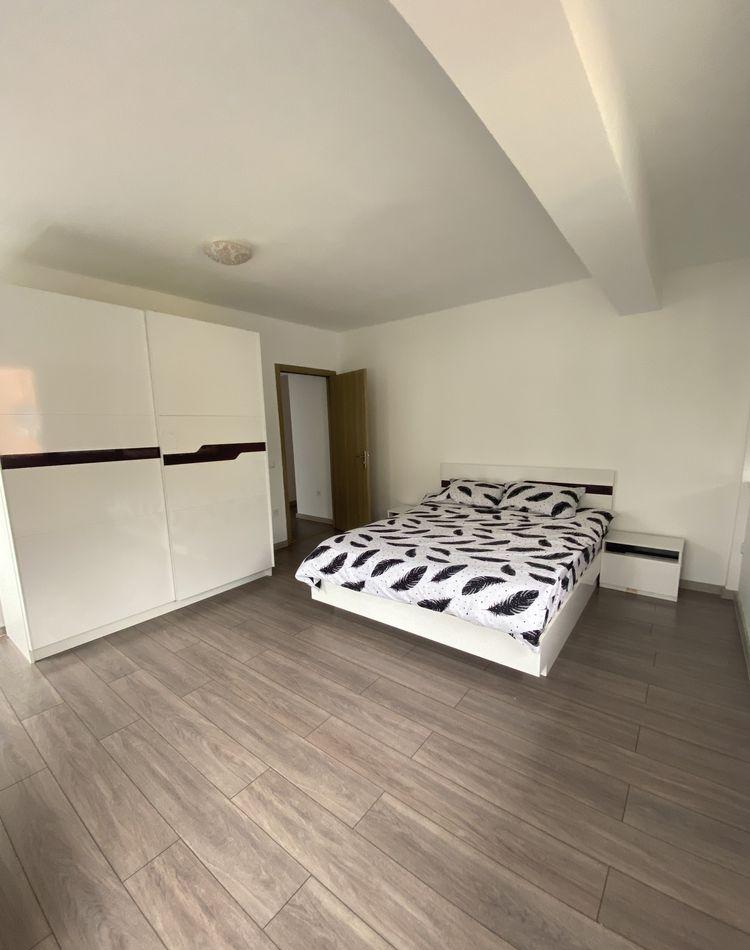 Inchiriez apartament pentru Untold
