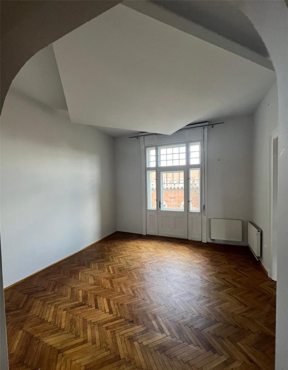 Inchiriez apartament ultracentral 2 camere Piata Operei