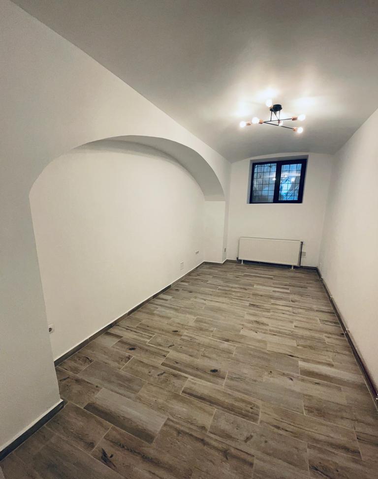 inchiriez apartament ultracentral