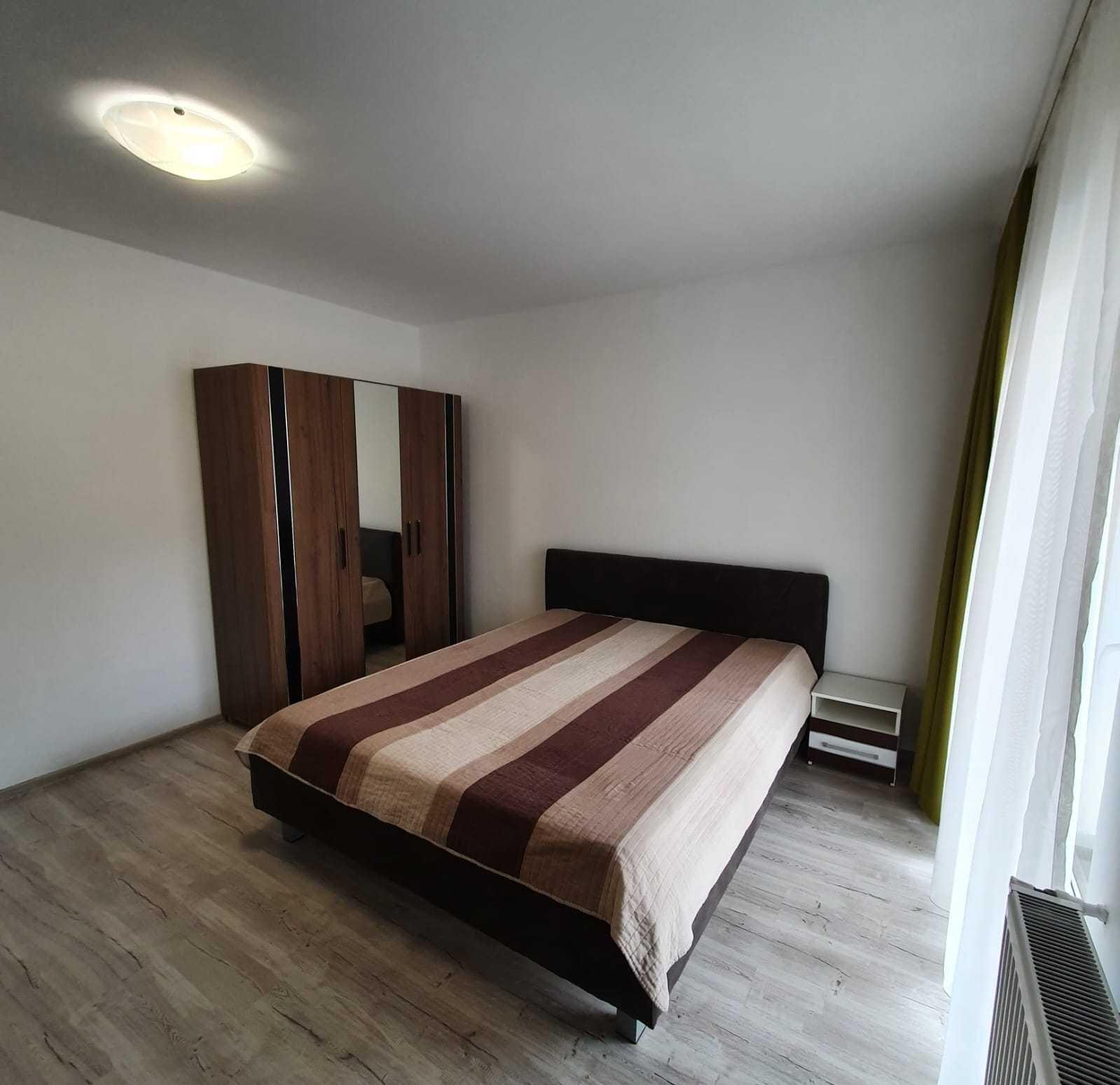 Inchiriez apartamente cu 2, 3 si 4 camere
