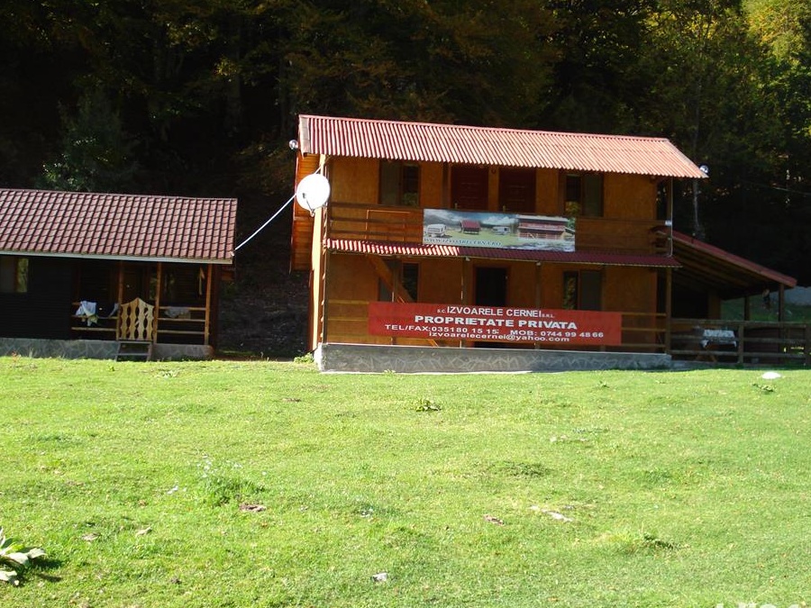 Inchiriez Cabane Izvoarele Cernei