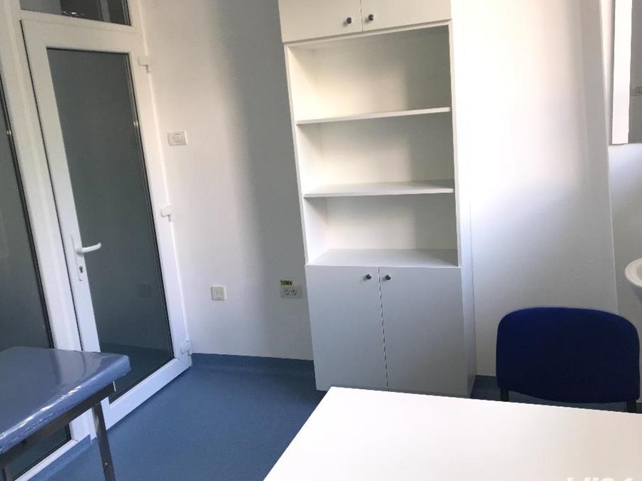 Inchiriez cabinet medical cabinet kinetoterapie, cabinet psihologic,salon tatuaje etc