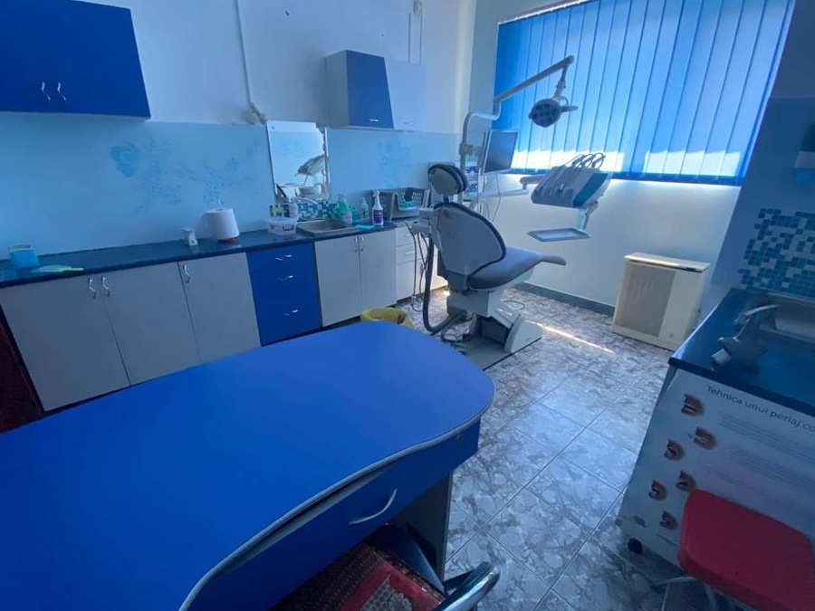 Inchiriez cabinet stomatologic in policlinica vlaicu la parter