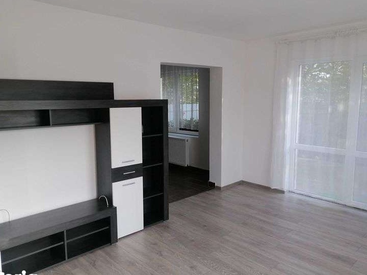 Inchiriez casa 3 camere Sancraiu de Mureș