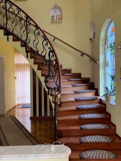 Închiriez casa 6 camere cart Grigorescu
