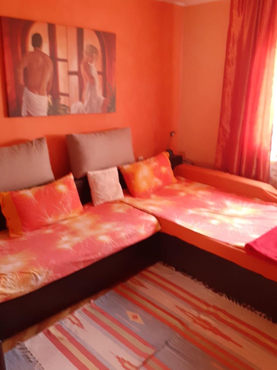 Inchiriez casa in Sinicolau Mic