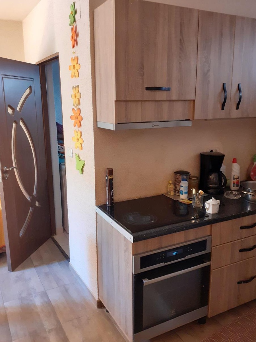 Inchiriez casa in Sinicolau Mic