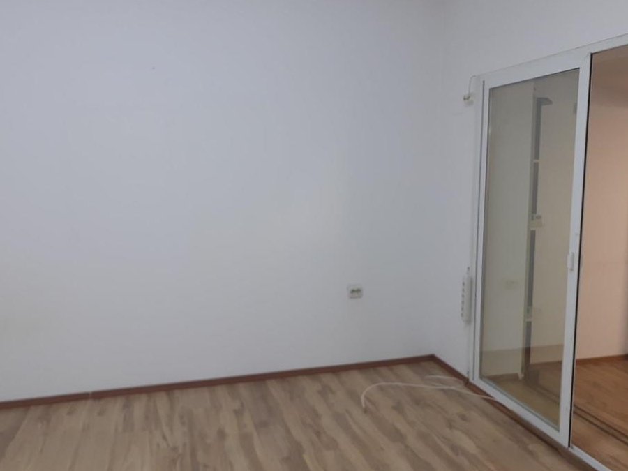 inchiriez casa in zona exclusivista - In spatele Guvernului