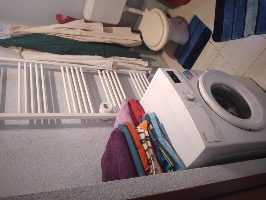 Inchiriez casa Sinicolau Mic
