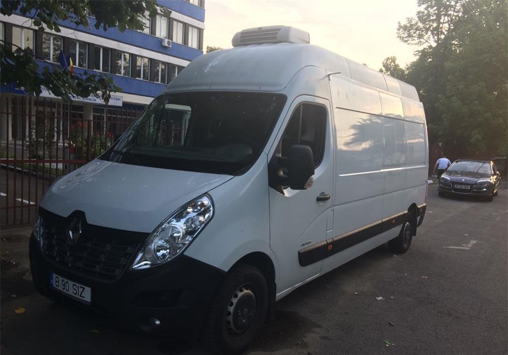 inchiriez duba fara sofer pentru transport