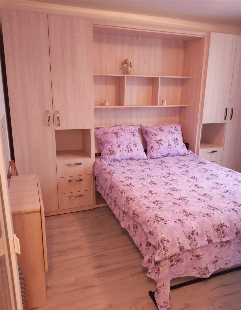 Închiriez garsonieră lux regim hoteler 90 lei pe zi