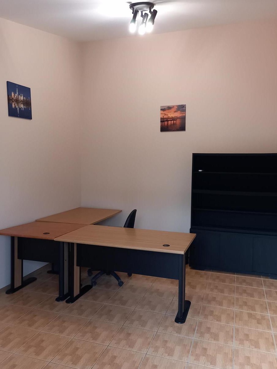 Inchiriez in conditii avantajoase spatiu pentru birou