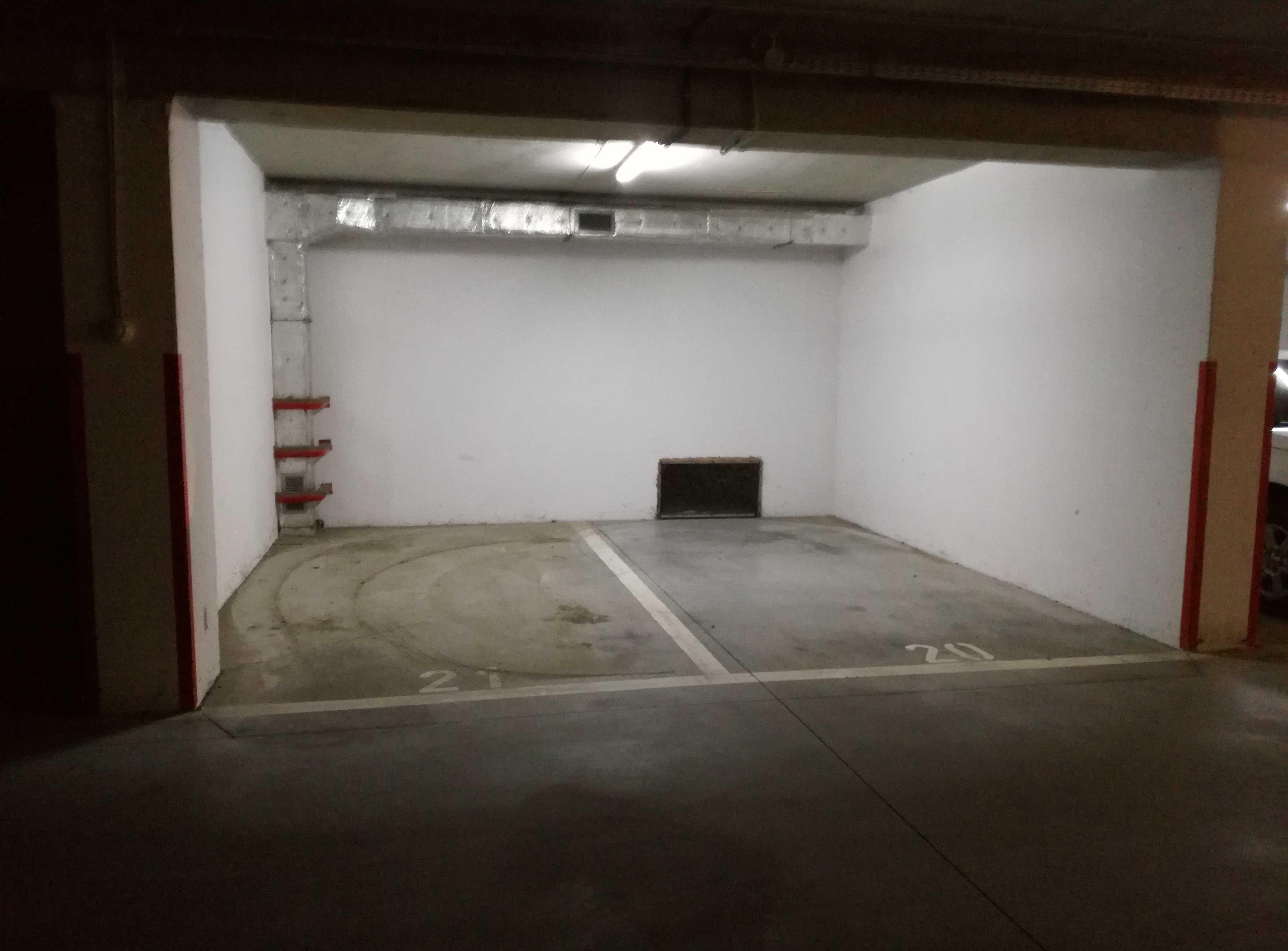 Inchiriez loc parcare subteran complex Quadra 2 Lujerului Politehnica