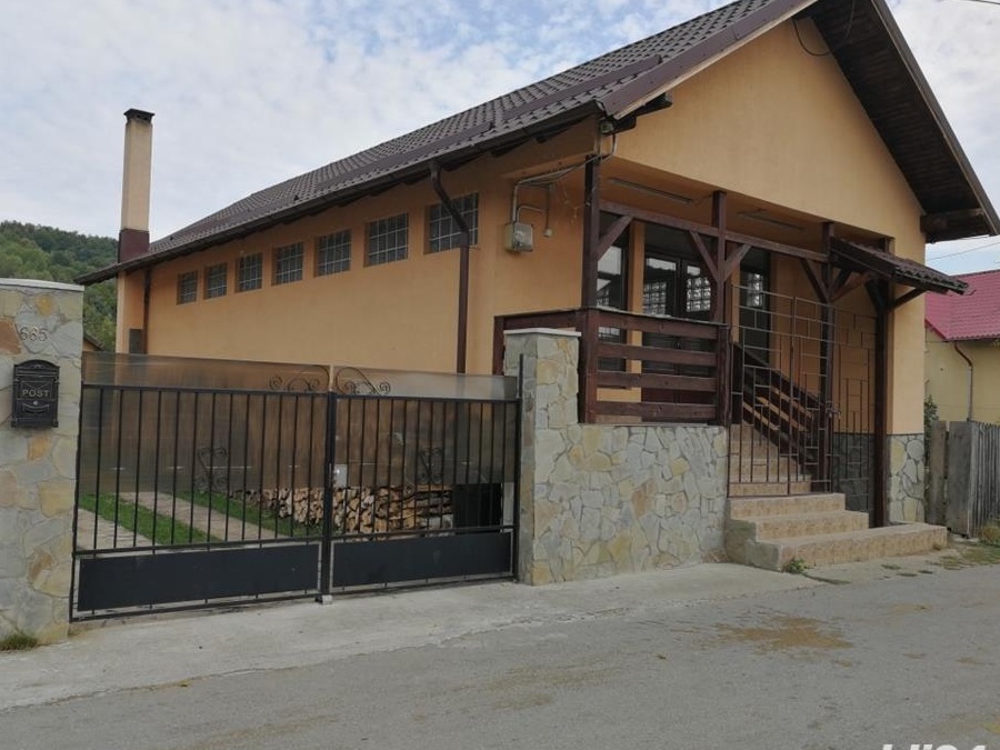 Inchiriez magazin modern (2 spatii separate )avand toate utilitatile