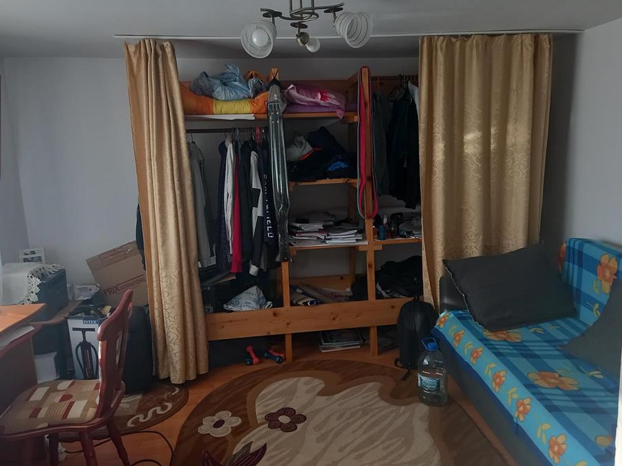 Închiriez parter casă de la 1 octombrie