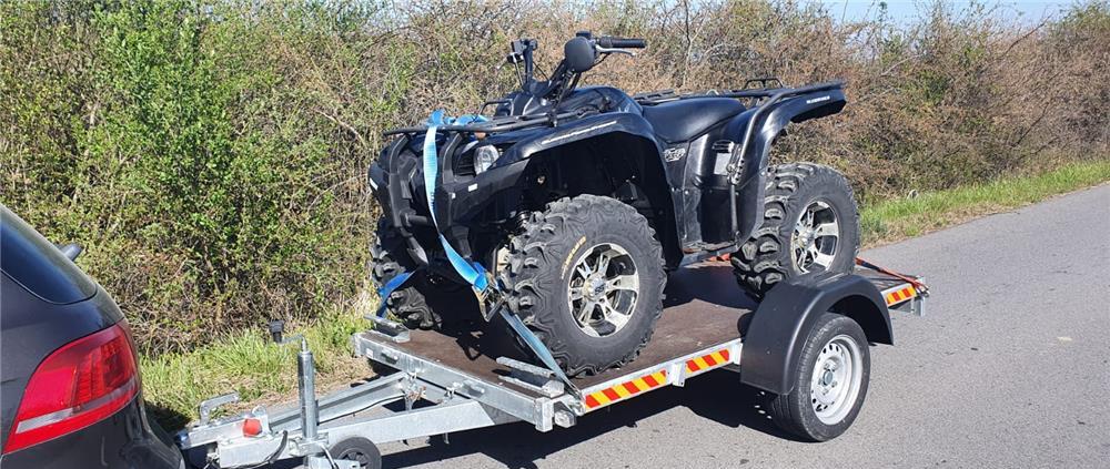 Inchiriez remorci de atv-uri noi